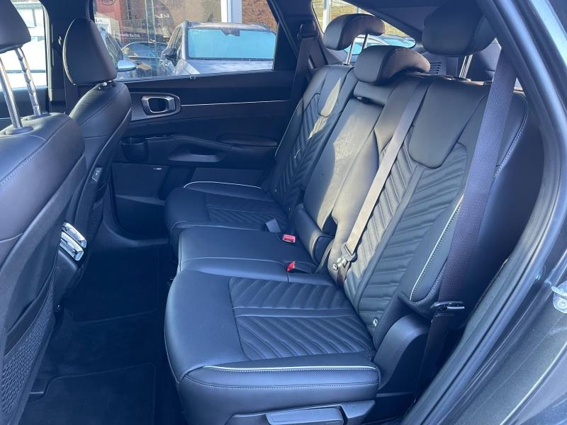 KIA Sorento d’occasion à vendre à SALLANCHES chez GARAGE DU LAC (Photo 8)